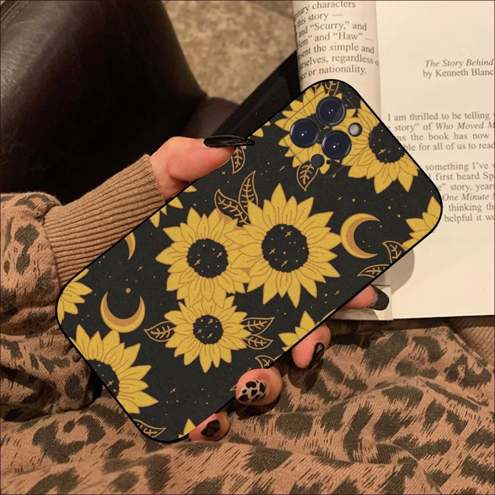 Sunflower Phone Case For iPhone 15 14 11 12 13 Mini Pro XS Max Cover 6 7 8 Plus X XR SE 2020 Funda Shell