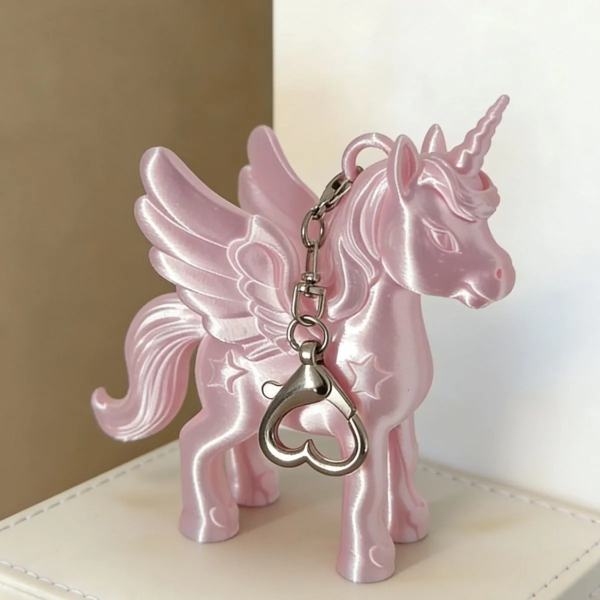 

High appearance unicorn horse ornament for girls, bag pendant, 3D printed PLA flying horse decoration
