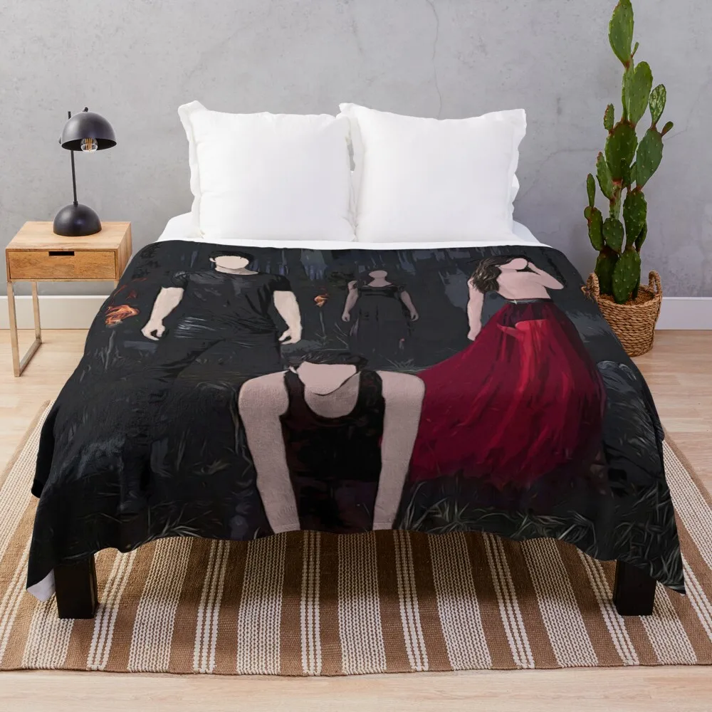 

Pretty vampires Throw Blanket Sofa quilt blanket luxury