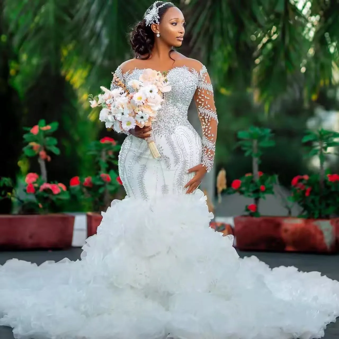 Vestido de novia de sirena africana con cristales personalizados, diamantes de imitación, mangas largas, volantes multicapa, vestidos de novia, Vestido de jardín