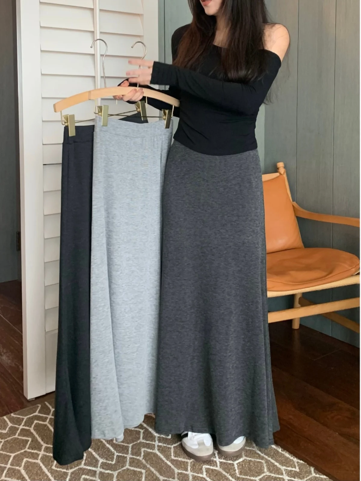 Black High Waist Gentle Sle Elegant Fishtail Skirt Women's Skirt Autumn Soft Glutinous Drape A- line Skirt Frill Long dress