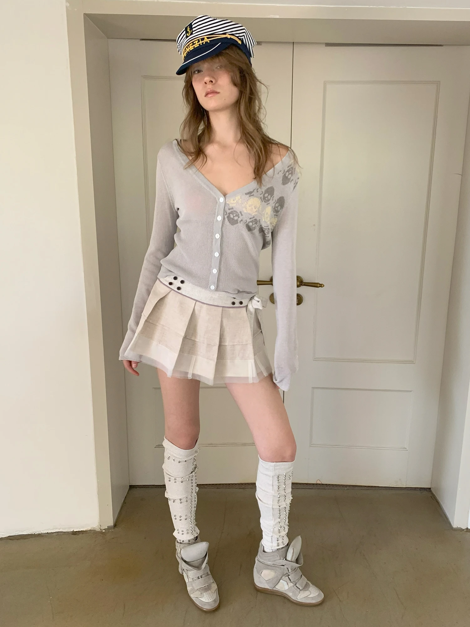 

Slim Fit V-Ne Knitted Cardigan Women's Faionable Skull Pattern Print Long Sve ort Length Open Front Nylone Blend Out...