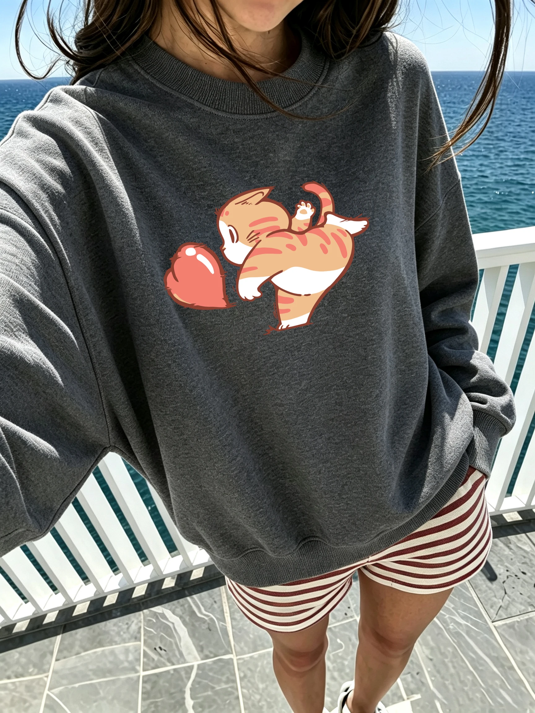 Cartoon Cat Throws Red Love Pattern Printing Pullovers Woman'S Loose Warm Top Hip Hop Street Clothing Basics Soft Sweatshirts