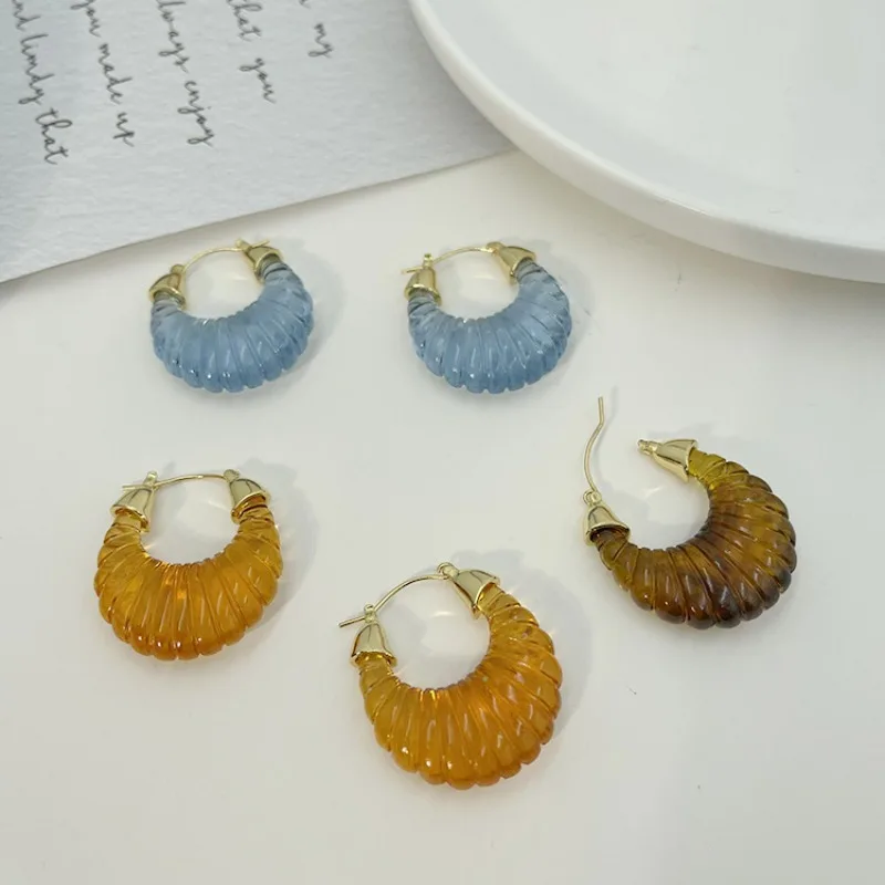 

New French Temperament Retro Moon Shape Resin Personalized Hong Kong Style Niche Design Multi Color Striped Women's Earrings
