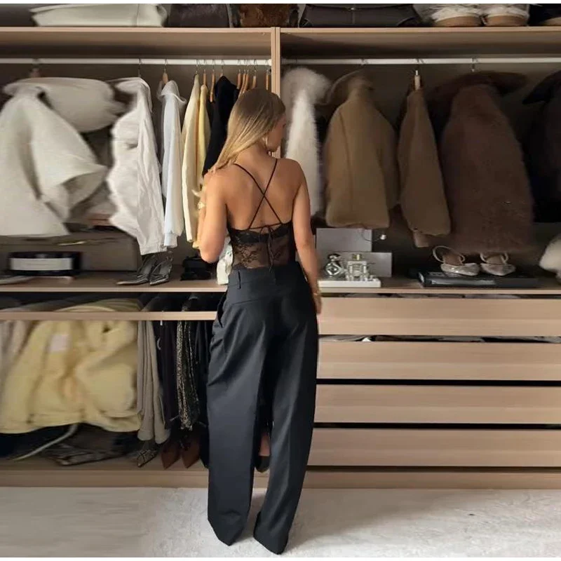 Sexy Schwarzer Damen-Spitzenbody, schmal geschnitten, Neckholder, rückenfrei, ärmellos, Party- und Abend-Jumpsuit, Sommer 2026, kurzer Damen-Jumpsuit – Detail 8