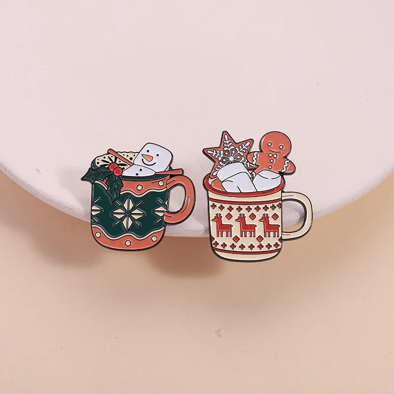 2pcs Christmas Snowman Elk Enamel Pins Gingerbread Man Drink Brooch Fashion Lapel Badge Backpack Clothes Jewelry Gift for Friend
