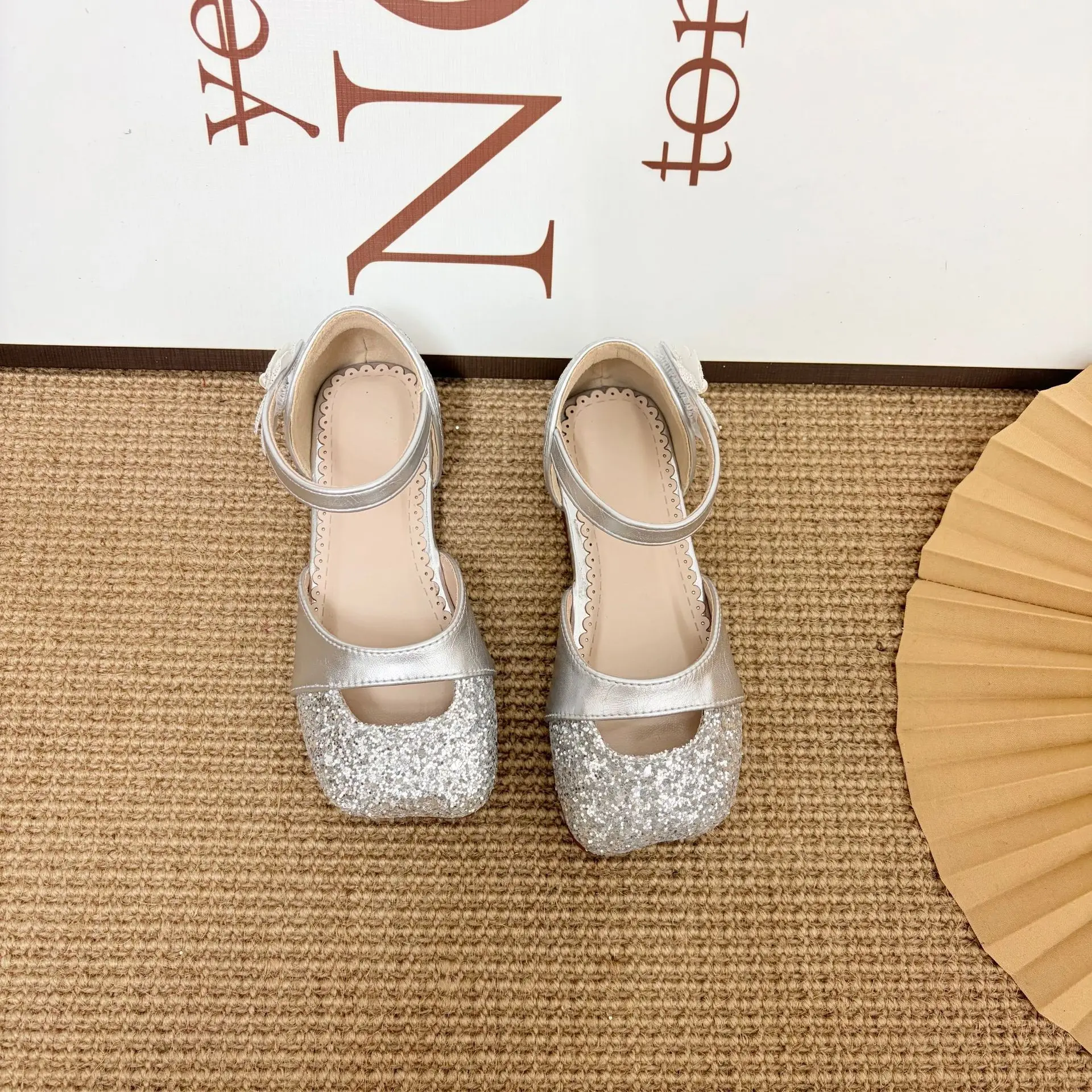 Kids'Casual Shoes Sandals Solid Color Sequin PU Leather Summer Flat Bottom Shoes For Girls Anti-slip Silver Shoes Size 23-35