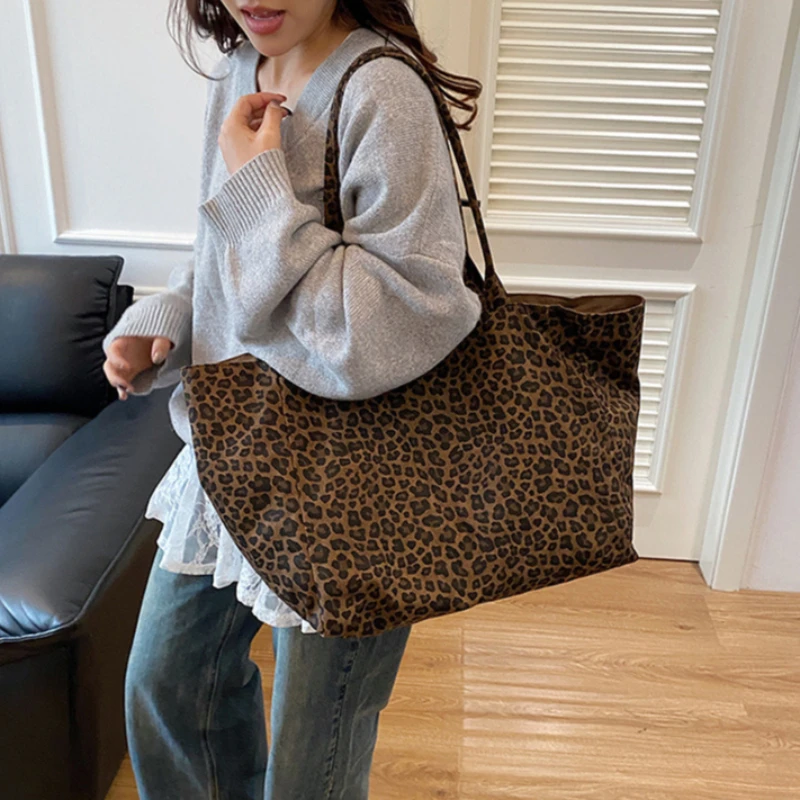 트렌디한 레오파드 패턴 토트백 여성 숄더 핸드백 나일론 - Women Bags Aldo 리뷰 및 가격