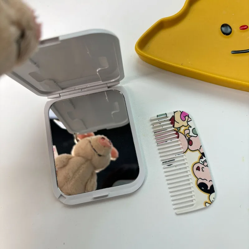 

Kawaii Anime Shinchan Series Folding Combing Mirror Cartoon Character Creative Cute Printing Portable Mirror+Comb Girls Gift