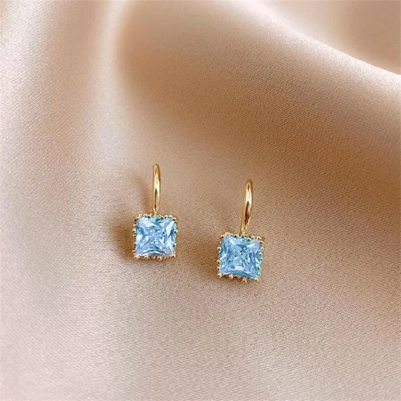 Square Crystal Stud Earrings Copper Material in Gold Plated Clear Black Crystal Stone Fish Hook Earring Women Hot Jewelry e1126