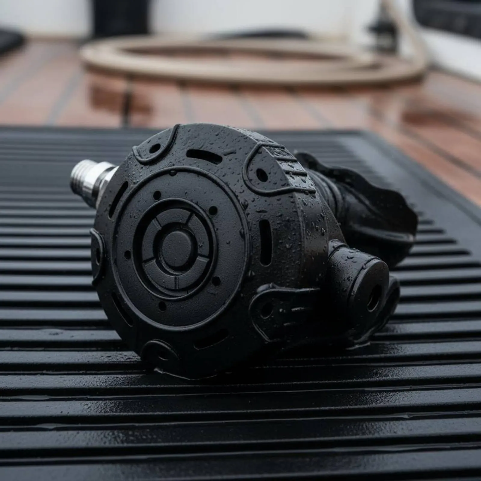 2-pieces-second-stage-regulator-large-purge-button-dive-breathing-regulator-dive-second-stage-under-chin-exhaust-system