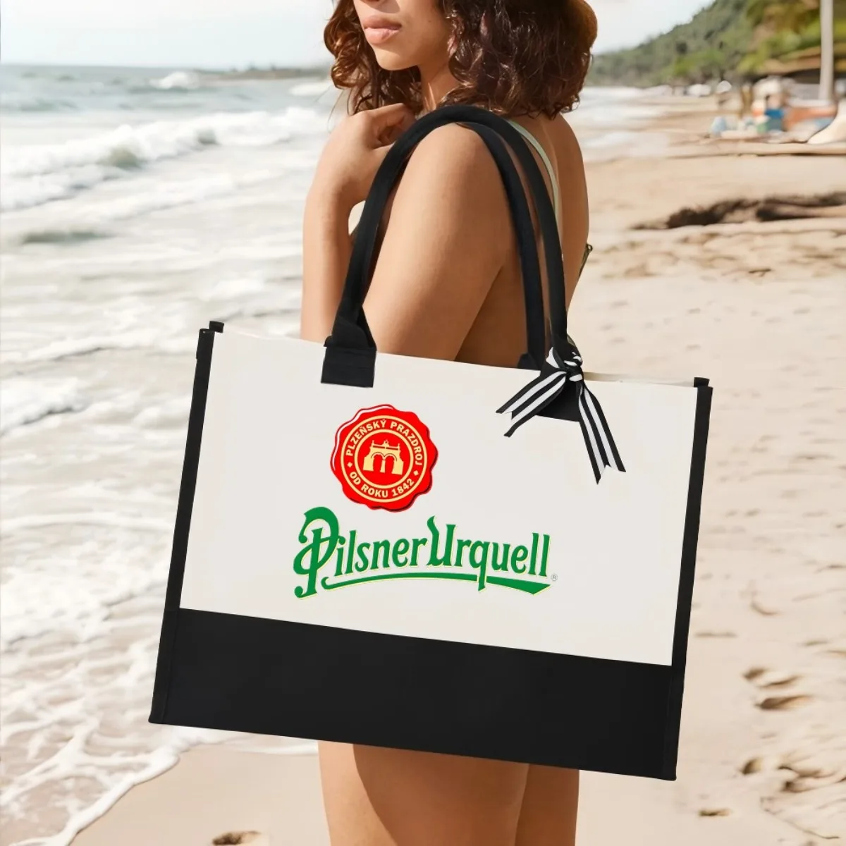 Pilsner Urquell شعار 2026 وصول جديد موضة عملية واسعة قابلة لإعادة الاستخدام حمل حقيبة نمط طباعة 2 لهجة الثقيلة كتف كبير #1