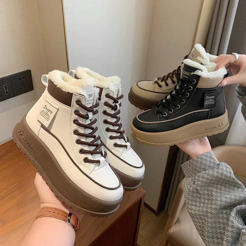 

Новые зимние женские ботинки на флисовой подкладке с высоким берцем, на толстой подошве, повседневные, теплые, в корейском стиле, с круглым носком, модель KT2811