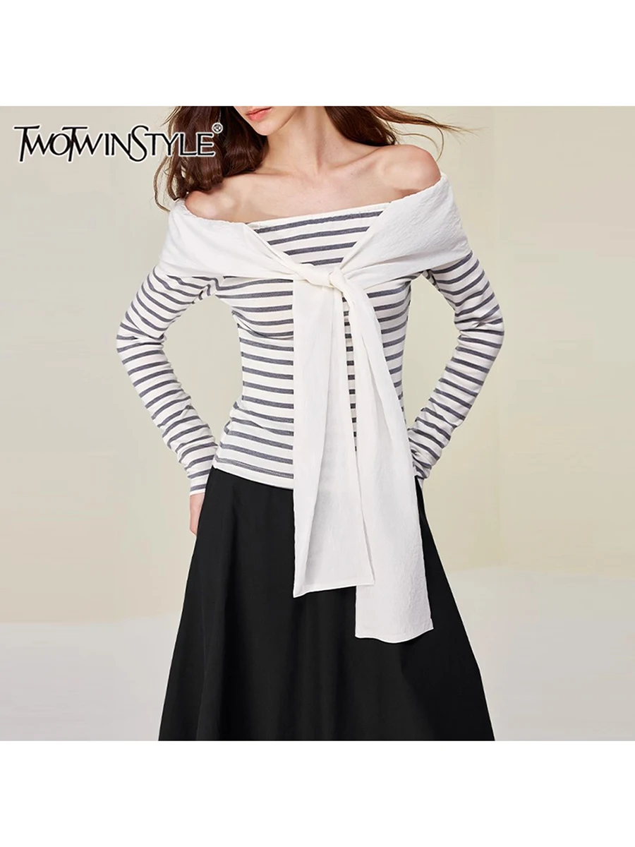 

TWOTWINSTYLE Hit Color Spliced Striped Casual T Shirts for Women Slash Neck Long Sleeves Patchwork Lace Up T Shirt Female New