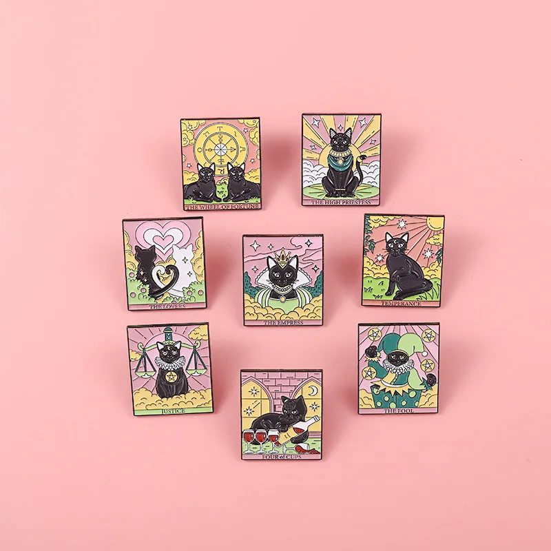 Gothic Tarot Enamel bros matahari lintas Bulan Pedang Raven hitam kucing kerangka Tarot logam lencana Punk pin Lapel Aksesori perhiasan