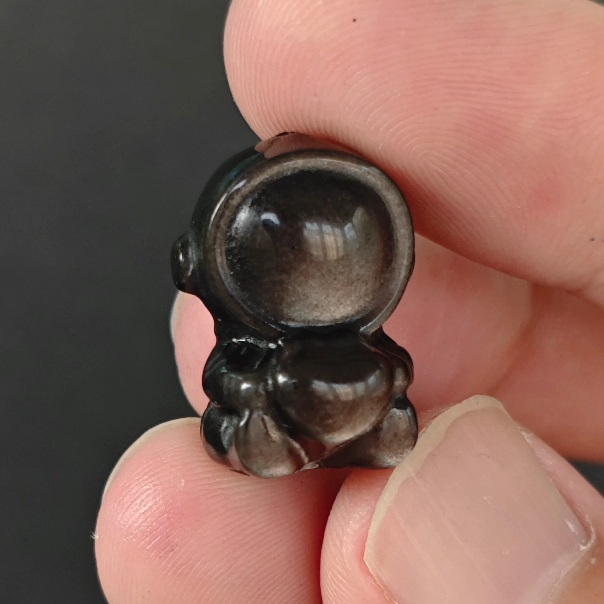 Natural Silver Eye Obsidian Spaceman Spacer Beads 20mm Vertical Hole Carved Space Man Charms 5 Pcs Set DIY Craft