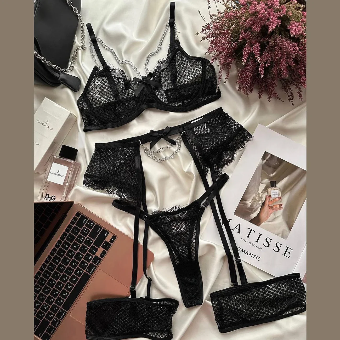 Set pakaian dalam Lingerie wanita, Set pakaian dalam wanita renda Garter, Bra intim 2025, Bra Underwire dan celana dalam, Set pakaian dalam wanita