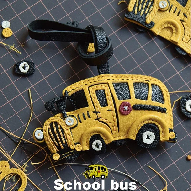 

Handmade Genuine Leather Yellow School Bus Keychain - Vintage Style Unique Gift for Kids, Car Enthusiasts, Backpack Charm