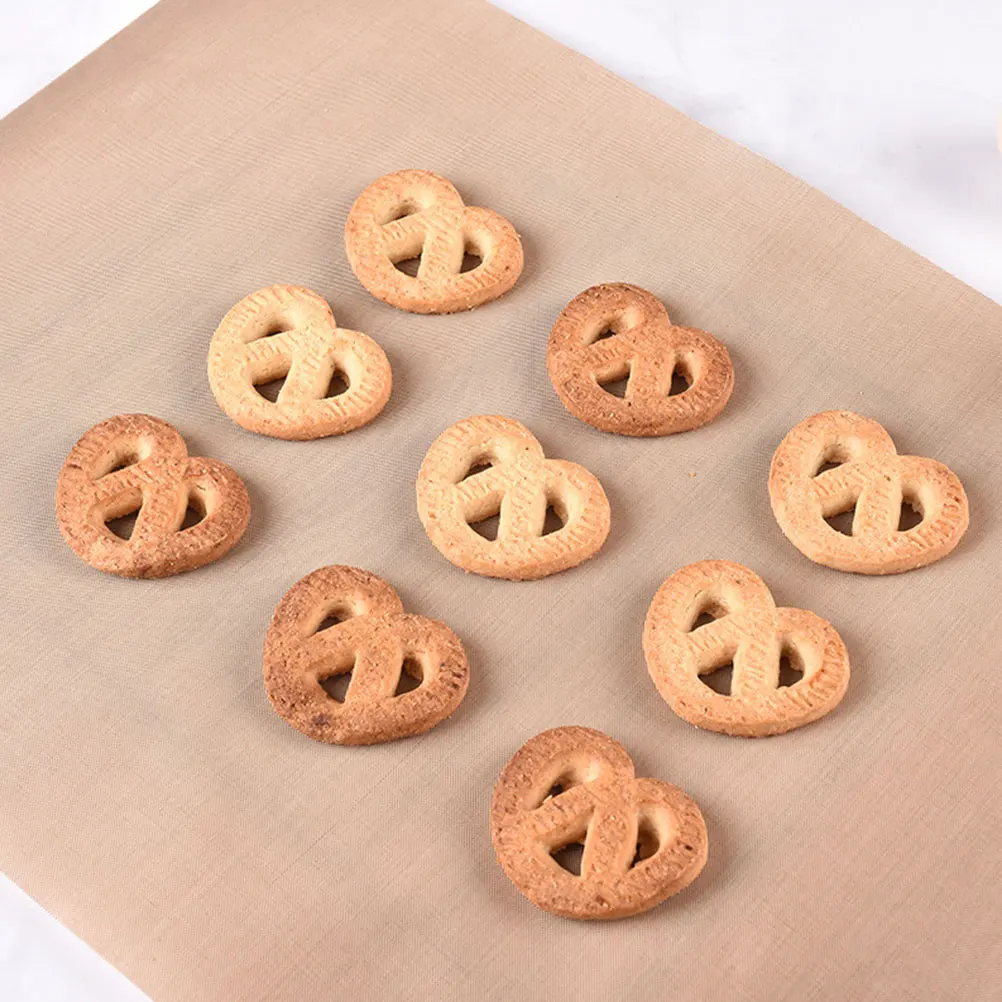 

2 Pcs High Temperature Resistance Baking Mat Oil Cloth Greaseproof Paper Reusable Oven Liner