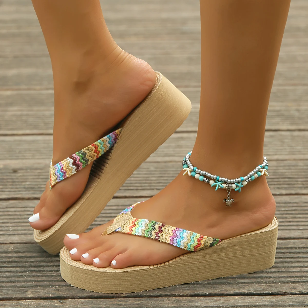 Elegante große Flip-Flops für Damen – Detail 4