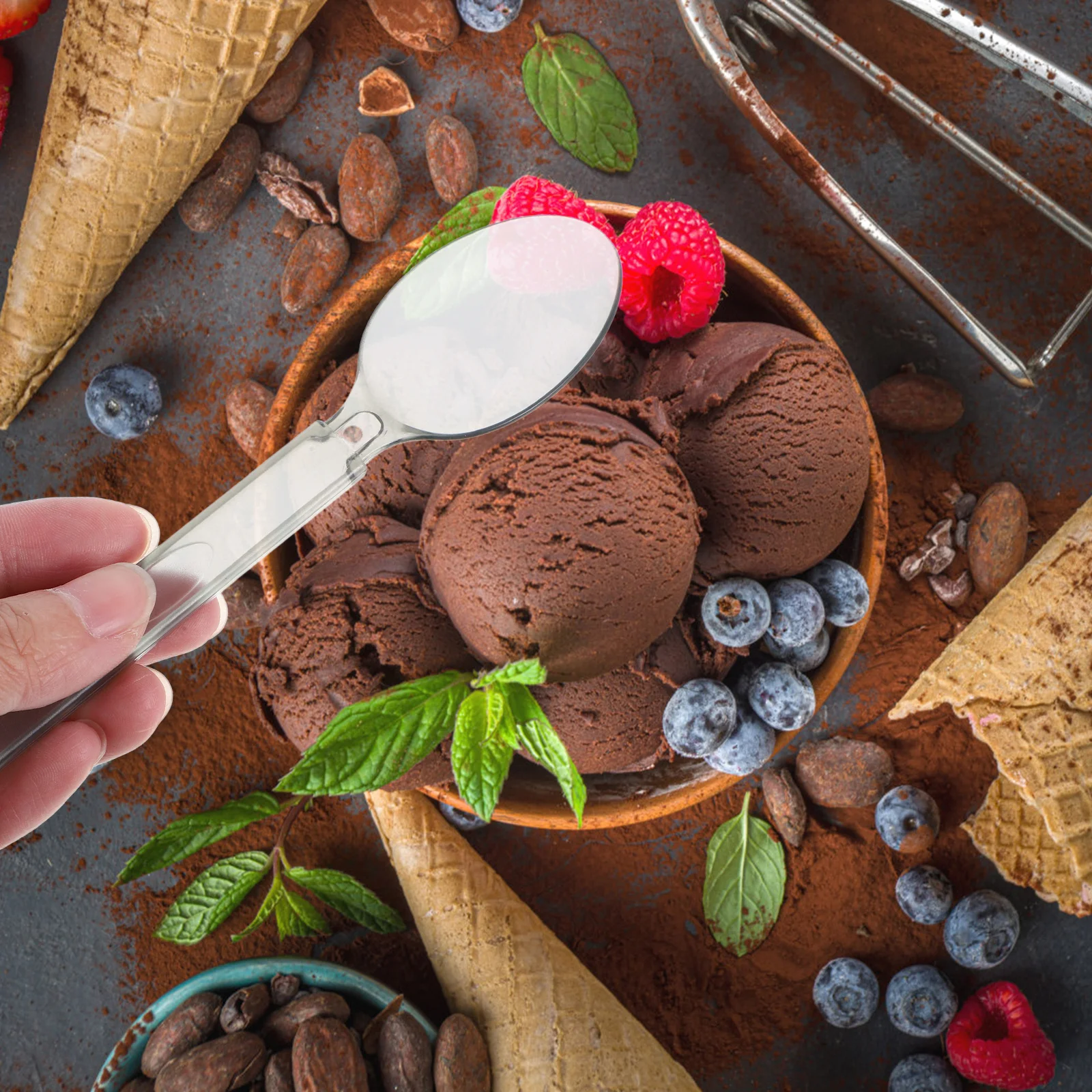 

100Pcs Disposable Plastic Spoons Bulk Cake Dessert Ice Cream Yogurt Party Tableware Tasting Spoons Disposable Spoon