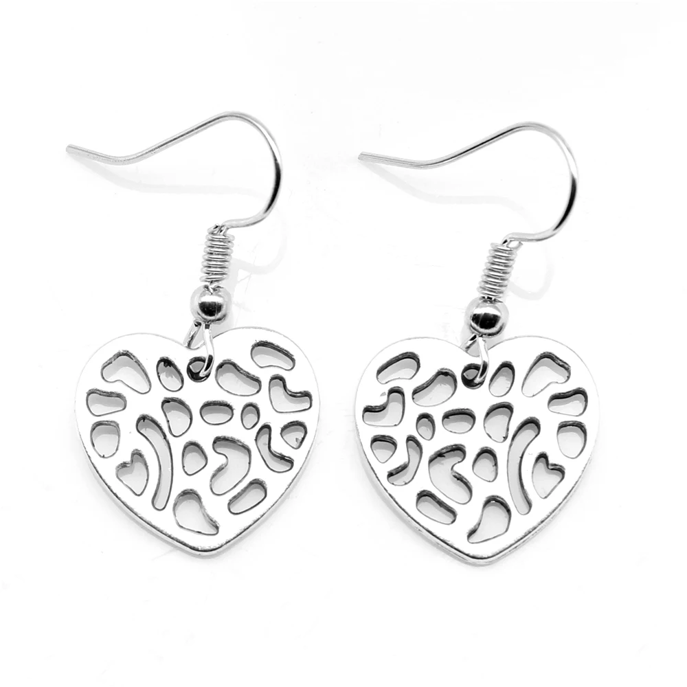 1 Pair 17x18mm Peach Heart Earring Decor For Gift