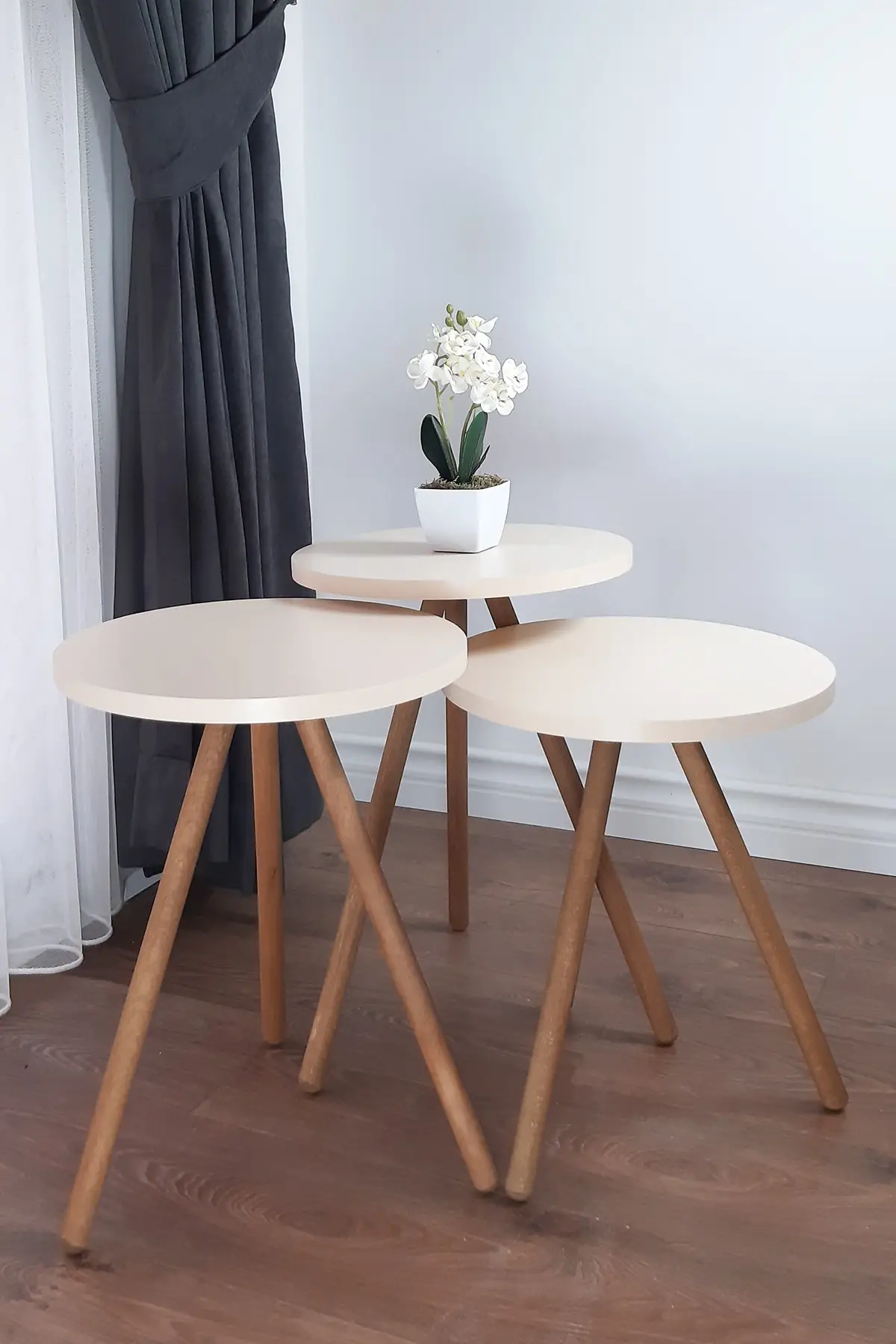 Wooden Pedestal Round Design Cream Triple Zigon Coffee Table