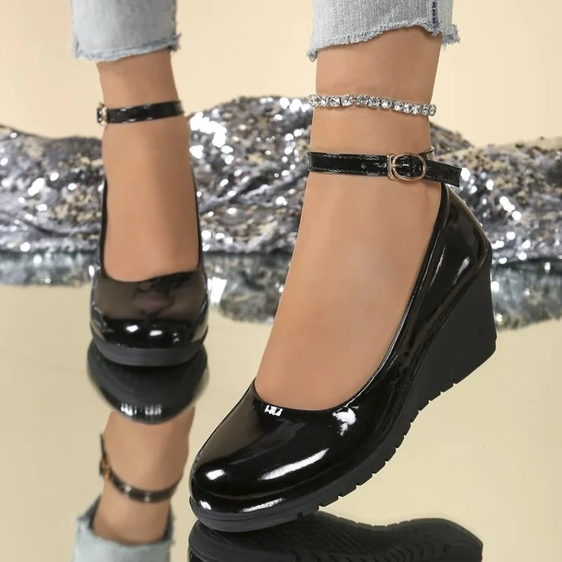 

Fashion Women's Wedges Round Toe Patent Leather Pumps Elegant Ankle Strap Mid Heel Office Shoes Comfortable Ladies Mary Janes