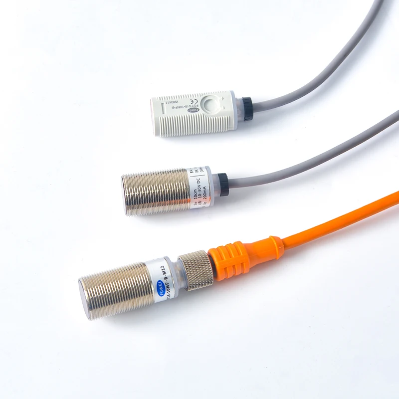 FGYM18-10NF-B Circular Photoelectric Sensor Switch Sensor Red Light Eye Ranging10cm Background Suppression Diffuse Reflection