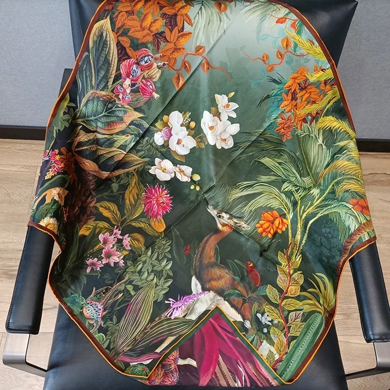 

High-end Elegant Women's Exquisite Flowers Deer Double-sided Print Quality Twill Silk Hand-rolled Edge Versatile Scarf Shawl