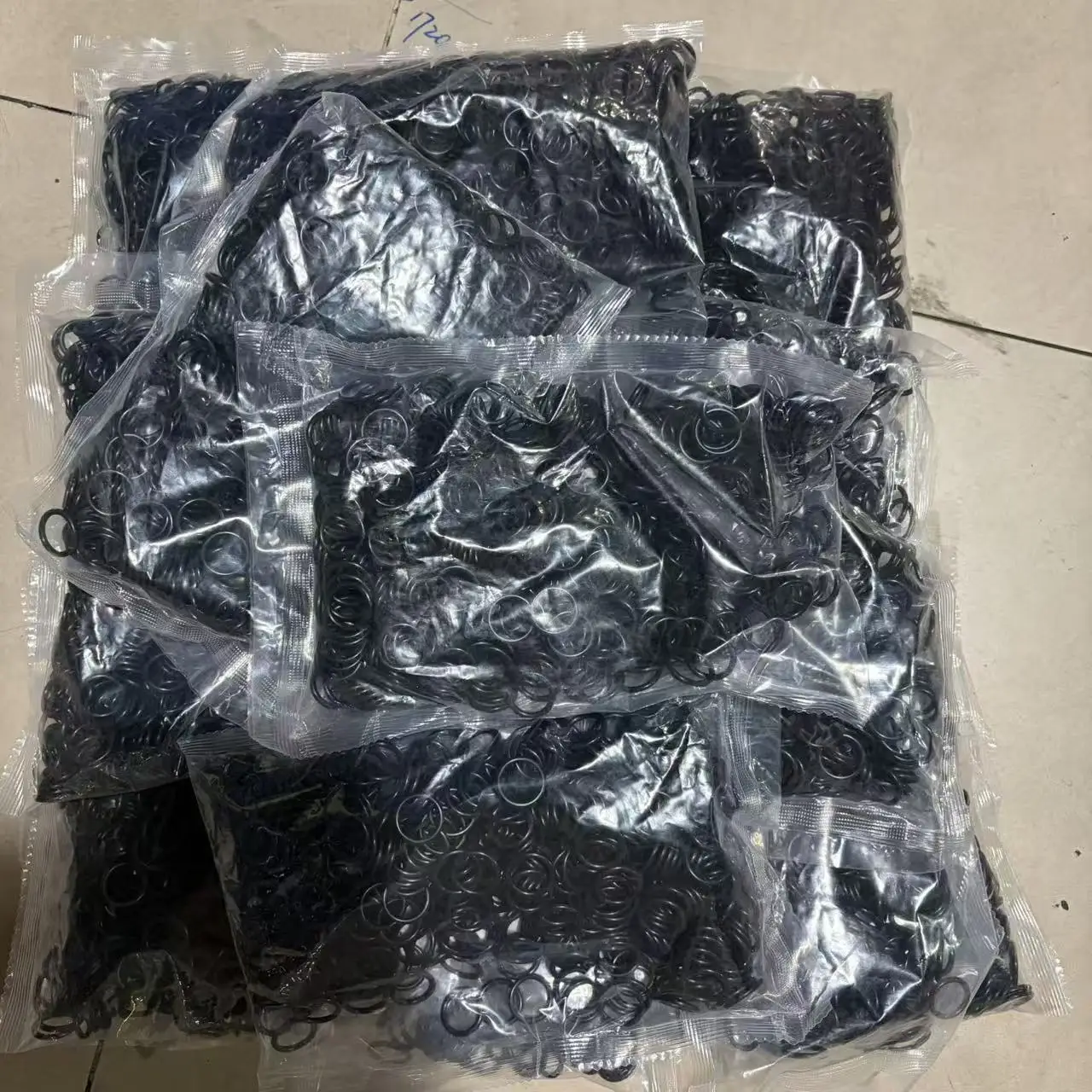 NBR Oring  rubber CS3.5 ID21.7-49.7 JIS-P22A ,P22.4 P23 P24 P25 P25.5 P26 P27 P28 P29 P29.5 P30 P31 P31.5 P32 P34 P35 P35.5-P50