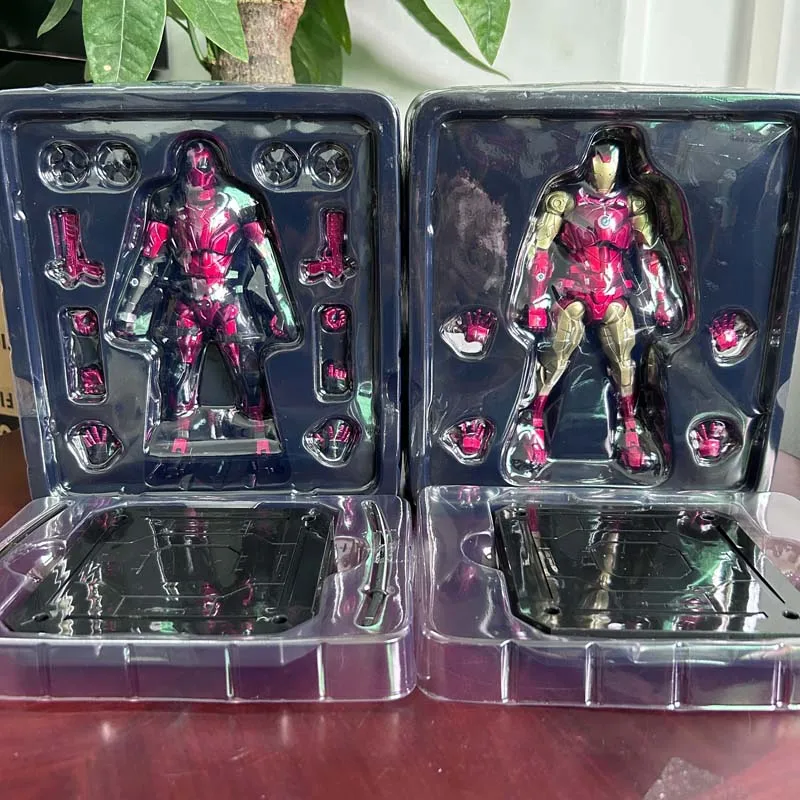 ألعاب نموذج مجموعة شخصيات الحركة ، درع القتال الحارس ، الرجل الحديدي ، سبايدرمان ، ديدبول ، واد ، وينستون ، ويلسون