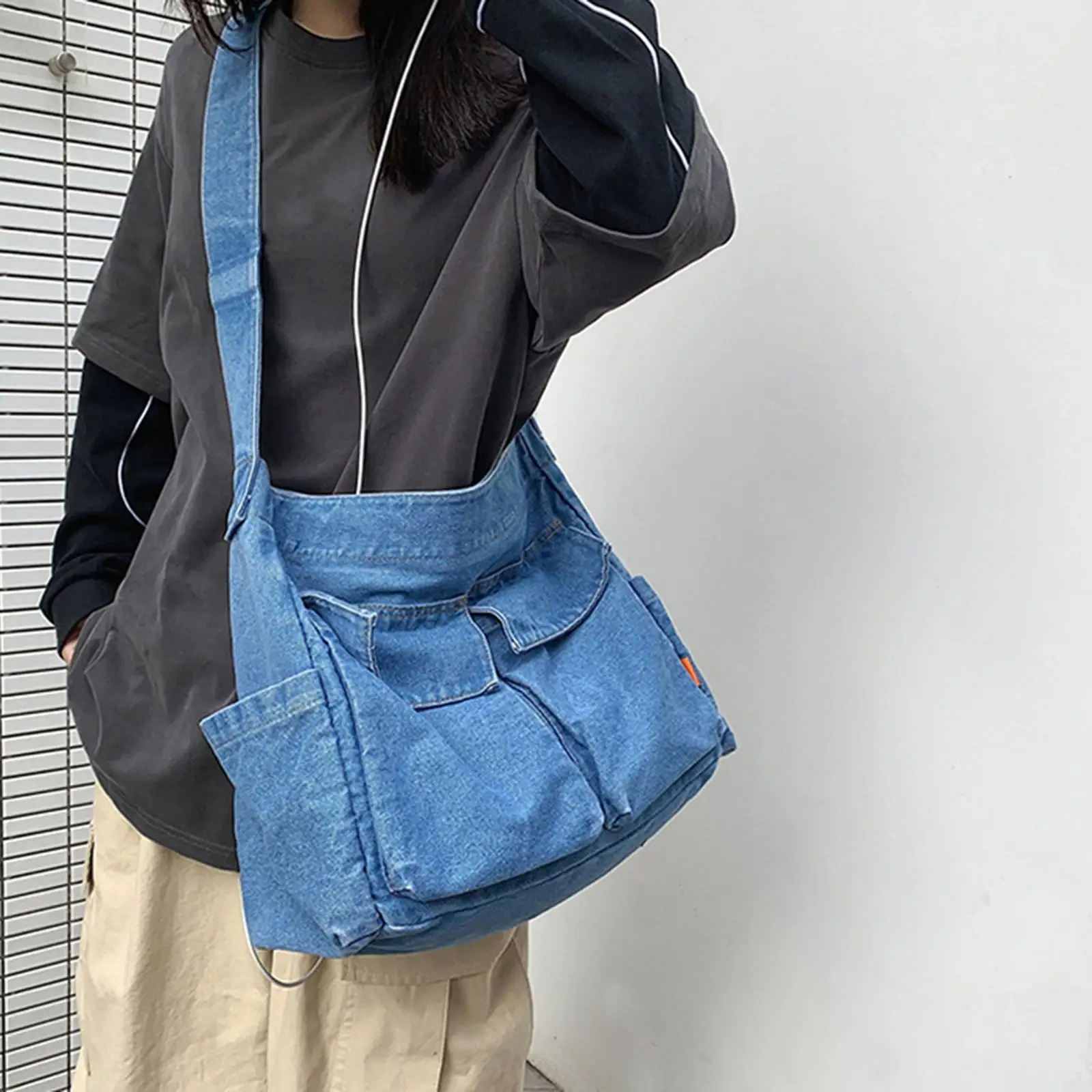 Retro Women Denim Korean Version of Literary Shoulder Bag  Large Capacity Messenger Bag  Student Book Bag Denim Bag