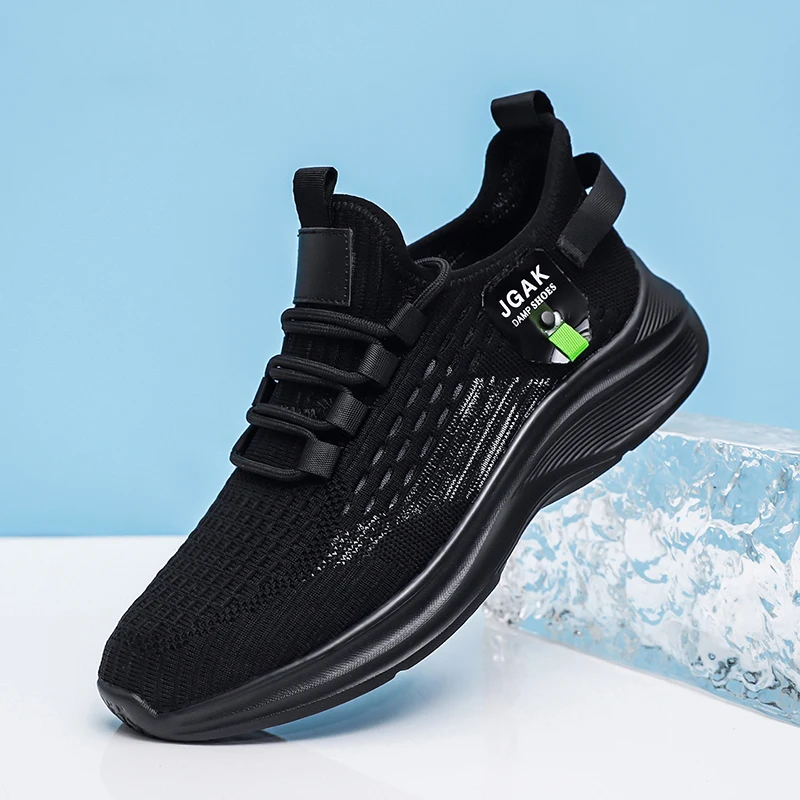 Men's plus size ultra light sports shoes, fly woven breathable running sneakers
