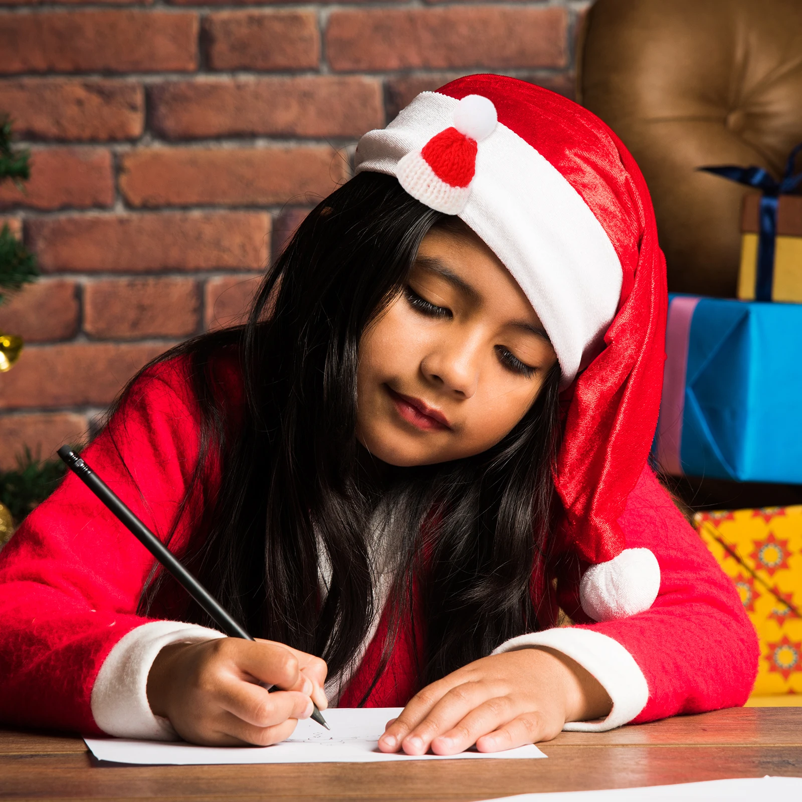 

20 Pcs Xmas Ornaments Pet Hairpin Hat Tiny Hats for Crafts Small to Weave Decorations Colorful Mini Knitting