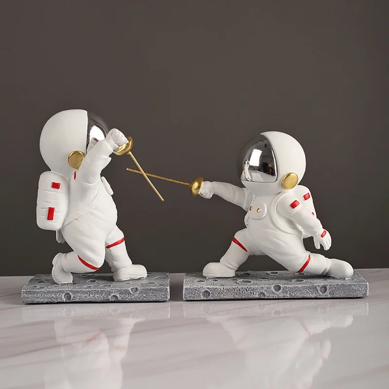 Resin Astronaut Figurine Statue Astronaut Fencing Figure Sculpture Desktop Tabletop Decor Spaceman Fencing Souvenir Present