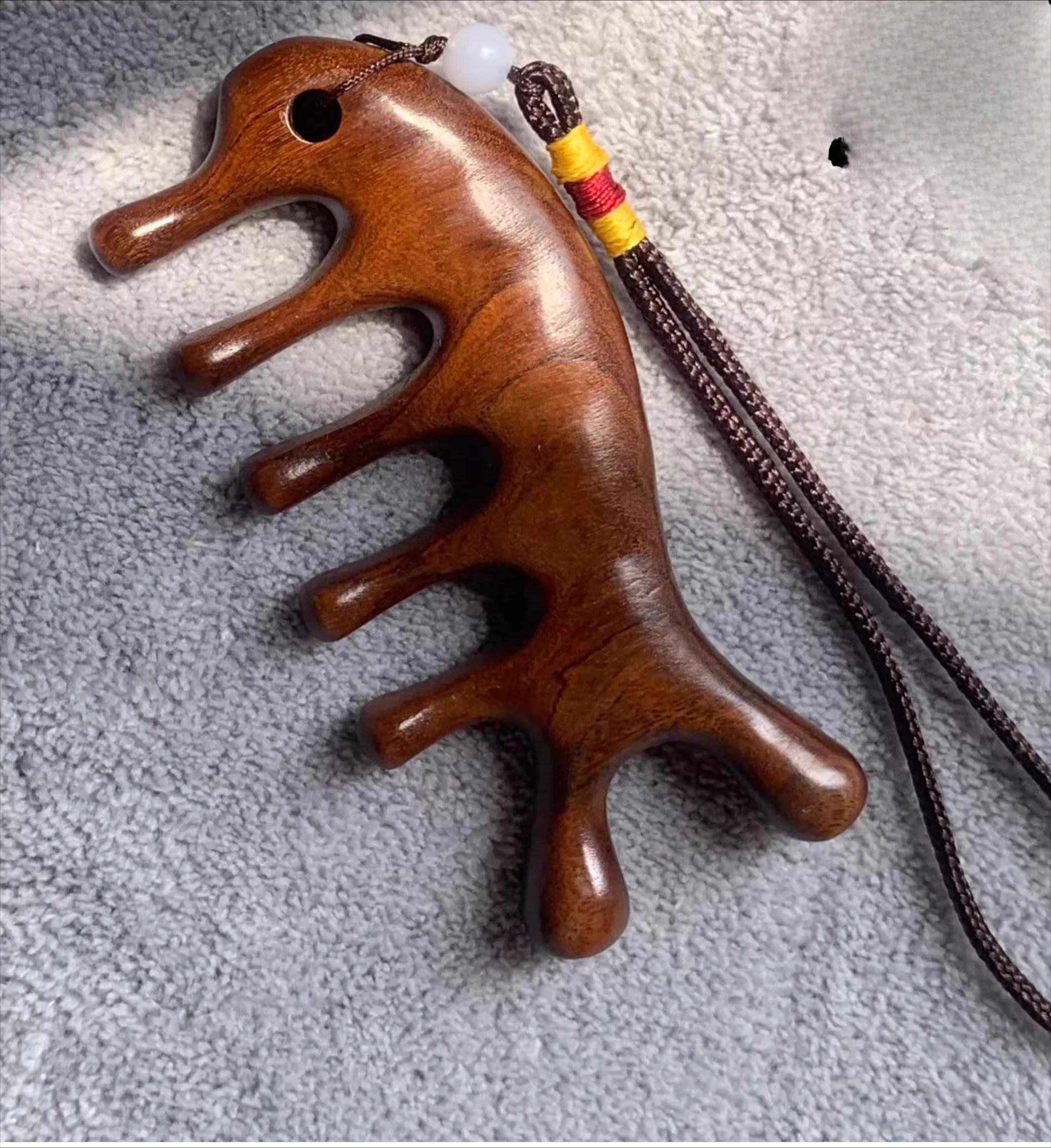 

Dolphin Sandalwood Wood Comb Head Neck Meridian Massager Tool Acupressure Relaxation Stress Relief Handheld Sculpture Natural