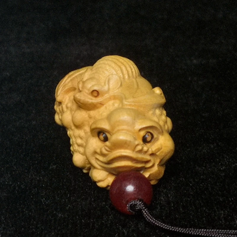 1919 Chinese boxwood hand Carved wealth Jin Chan bat statue haversack mobile telephone netsuke decoration collection gift