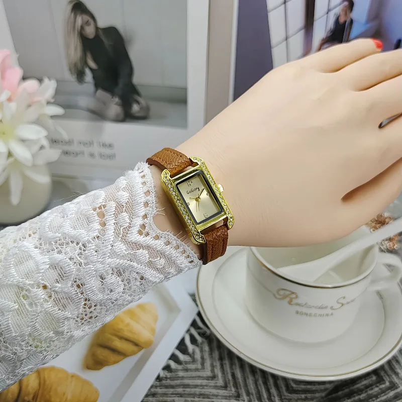 Wyprzedaż Damskie Zegarki Modne Zegarki Kwarcowe z Prostokątną Tarczą Luksusowy Skórzany Pasek Zegarek na Rękę Zegarek Damski Dropshipping Relogio