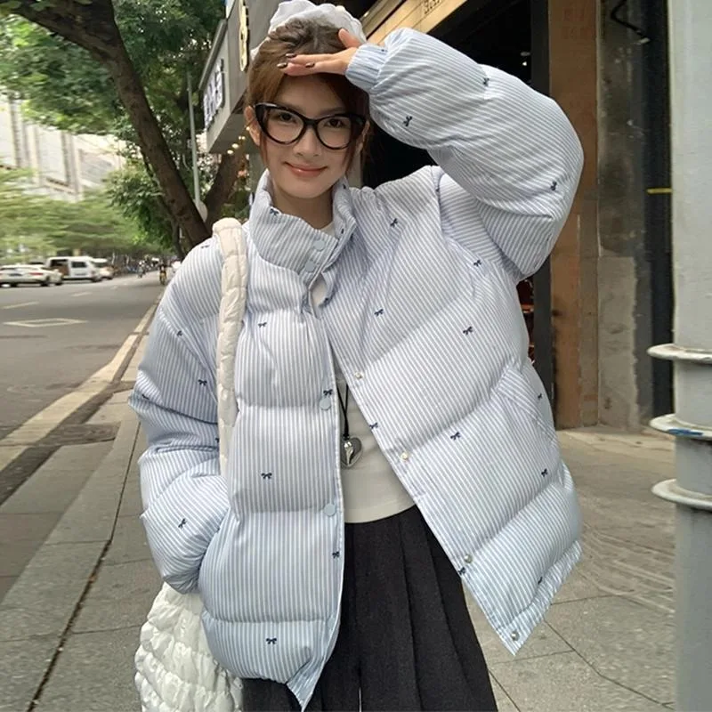 YYAHAHAS Koreańska Moda Niebieska Kokarda Paski Stójka Płaszcz Zimowy 2025 Kurtka Bawełniana Nowe Parki Odzież Damska