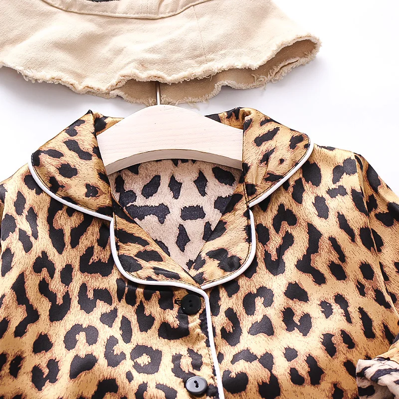 Seiden-Satin-Pyjama-Sets für Kleinkinder, Cartoon-Pyjamas für Kinder, Jungen-Schlafanzug, Baby-Schlafanzug, Mädchen-Freizeitkleidung für Zuhause, Jungen-Loungewear – Detail 9