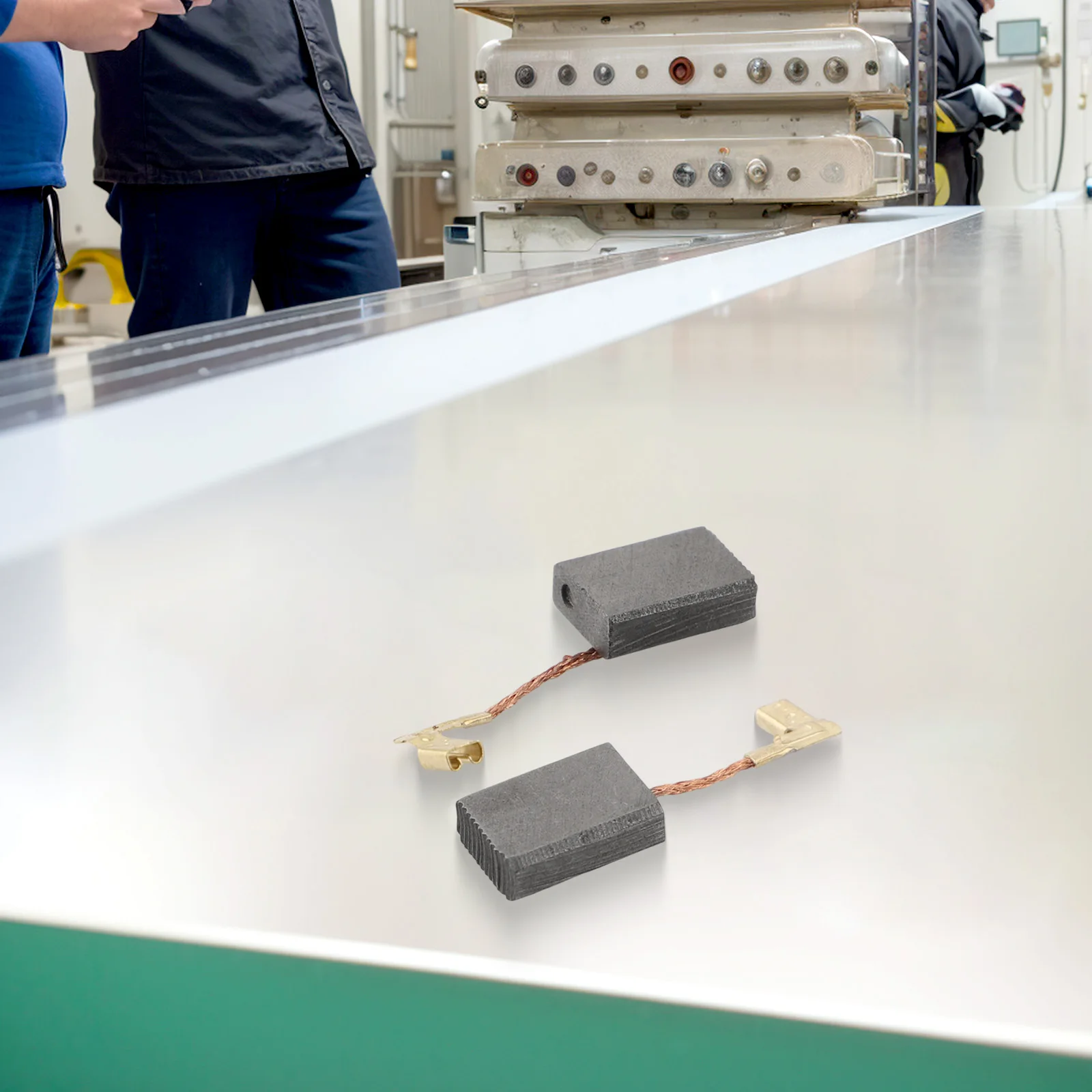 

Set of 2 Carbon Brushes Replacement for GA5040C Compatible with GA5040 1919789 CB318 CB318 Power Tool Components