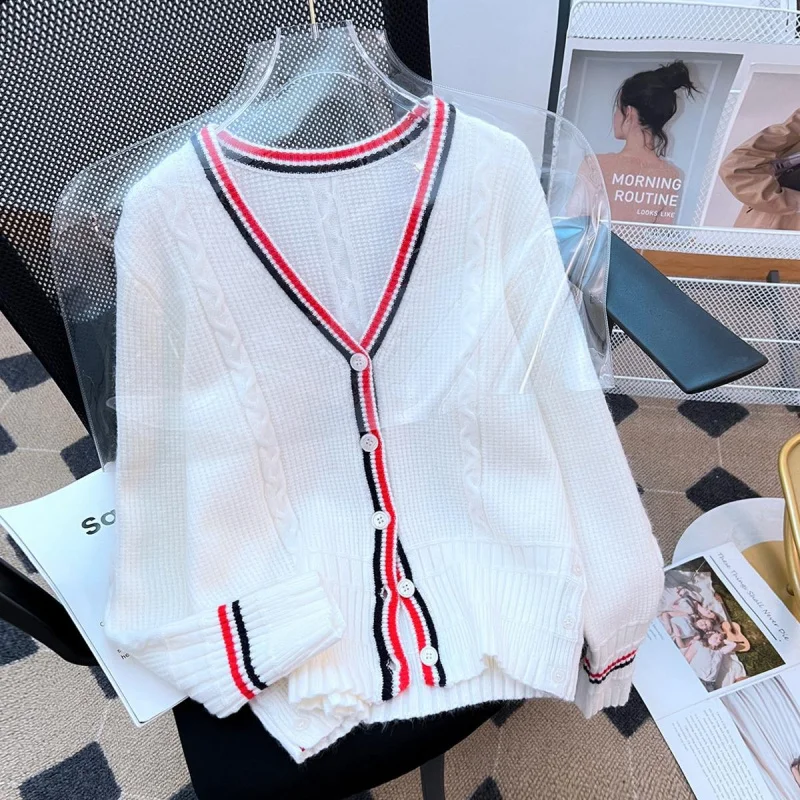 2024Autumn and Winter NewtbCollege Style Contrast ColorVCollar Twist Long Sleeve Knitted Cardigan Top Loose Sweater Coat