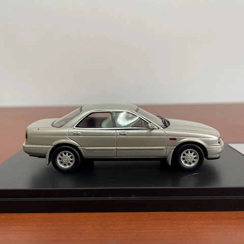 Hi Story 1:43 Scale Resin NISSAN PRESEA 1990 Sedan Toys Cars Model