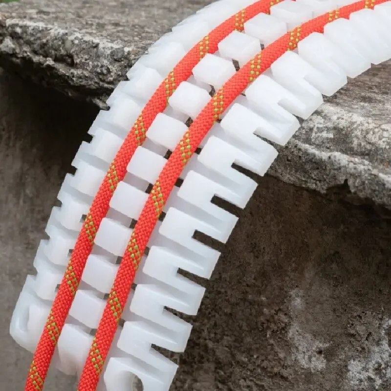 

Outdoor Rock Climbing Rope Cover Protector Anti-wear Plate Rope Protective Sleeve Equipment