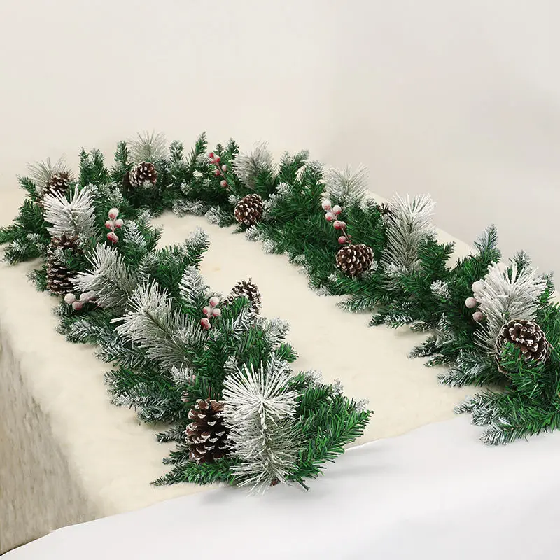 Factory Christmas Decoration Pe Simulation Leaves Red Fruits Pine Cones Mixed Rattan Flower Garland Shopping Mall Door Pendants