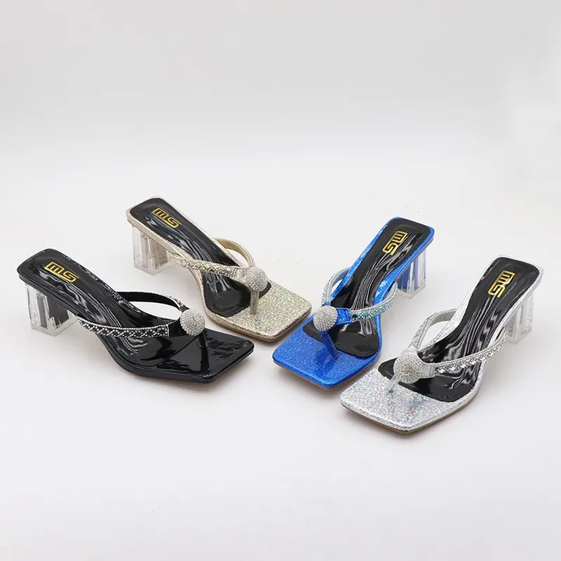 

Новые модные женские прозрачные тапочки на низком каблуке с квадратной головкой и круглым водяным бриллиантом на высоком каблуке