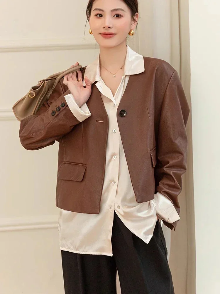 Cropped Vintage Sheepskin Coat for Women Spring Autumn 2024 Trend Simple V-neck Elegant Genuine Leather Jacket