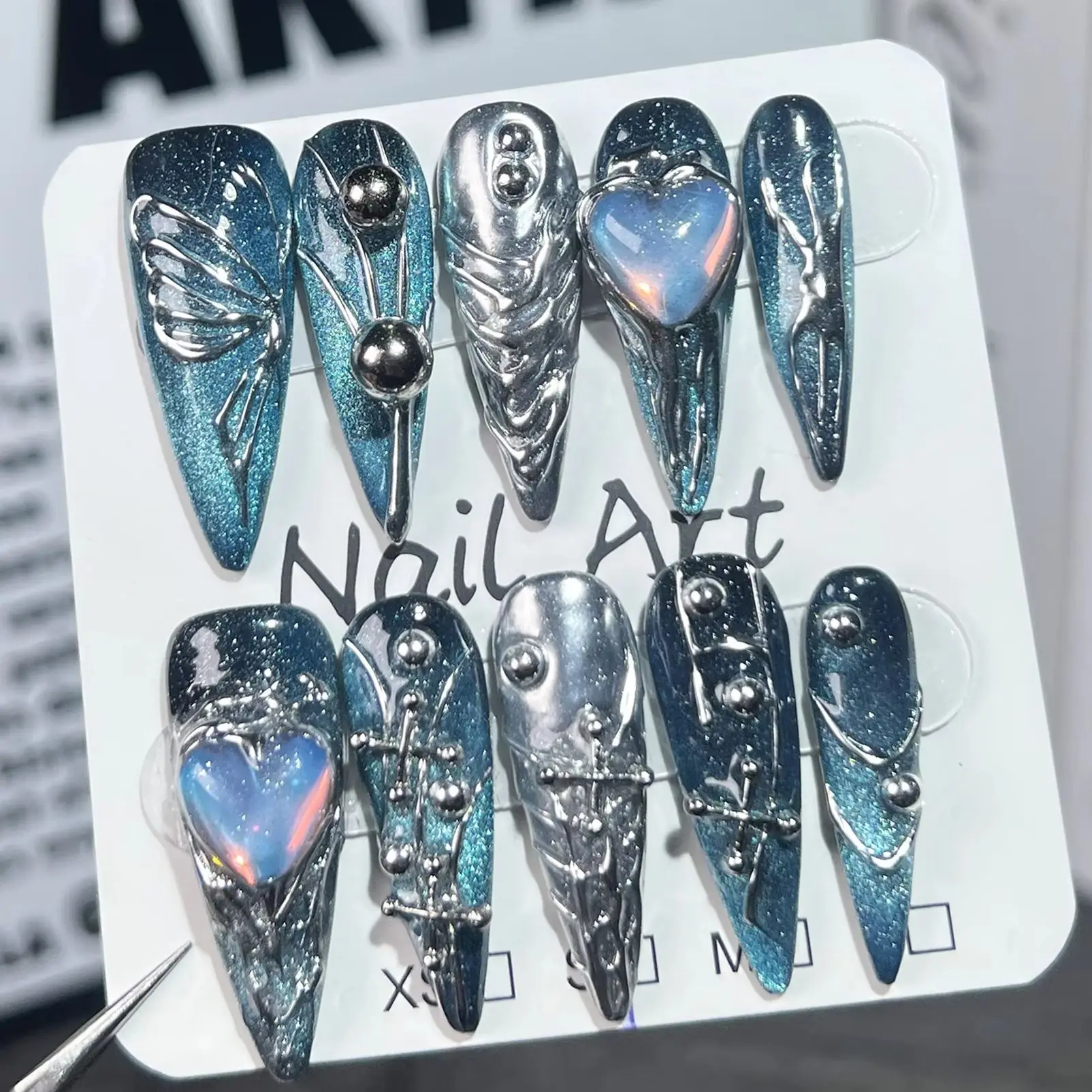 

10Pcs Silver Butterfly Heart Press on Nails Stiletto Almond Fake Nails Sweet Cool Metal Y2k False Nails Gradient Cat Eye Nail