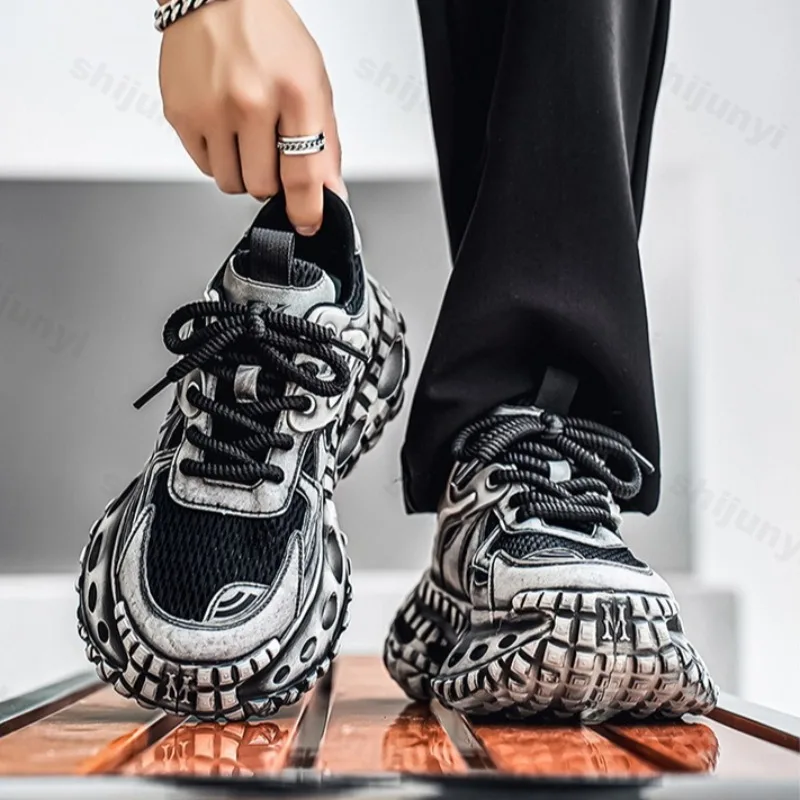 

Men's Mesh Breathable Low Top Thick Soled Casual Sports Shoes 2025 Autumn Fashion Trend Versatile Comfortable Platform sneakers